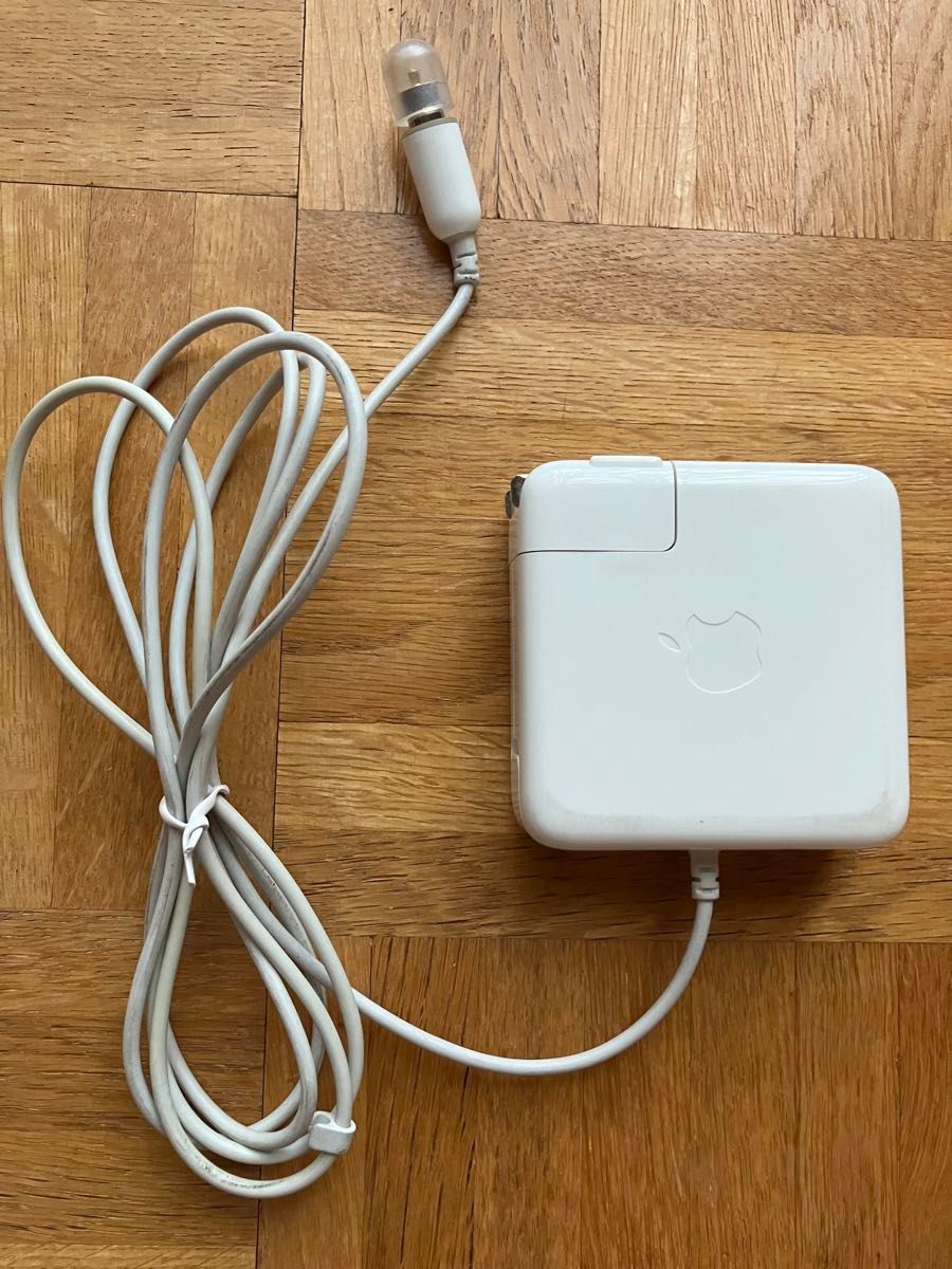 Apple iBook G4 アクセサリーセット ACアダプター 電源ケーブル Apple iBook G4 アクセサリーセット ACアダプター 電源ケーブル