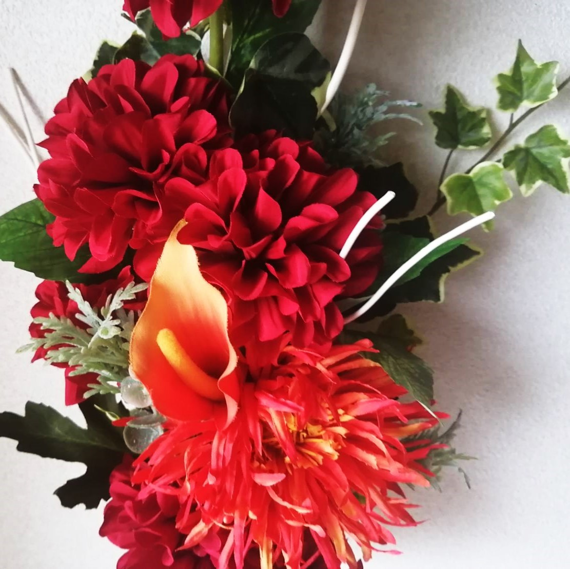 *mitsumata. branch . deep-red . dahlia. swag[ Spider mam]*a-tifi car ru flower lease ornament artificial flower gift 