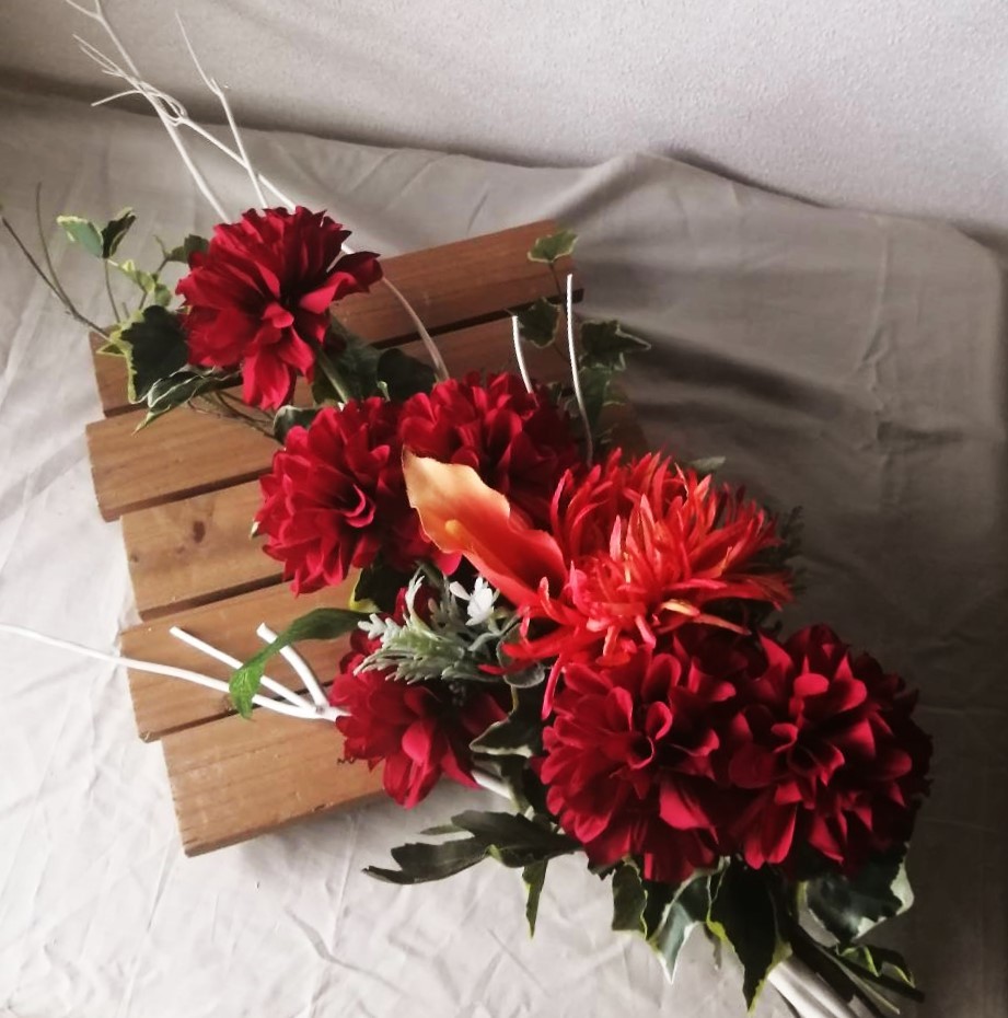 *mitsumata. branch . deep-red . dahlia. swag[ Spider mam]*a-tifi car ru flower lease ornament artificial flower gift 