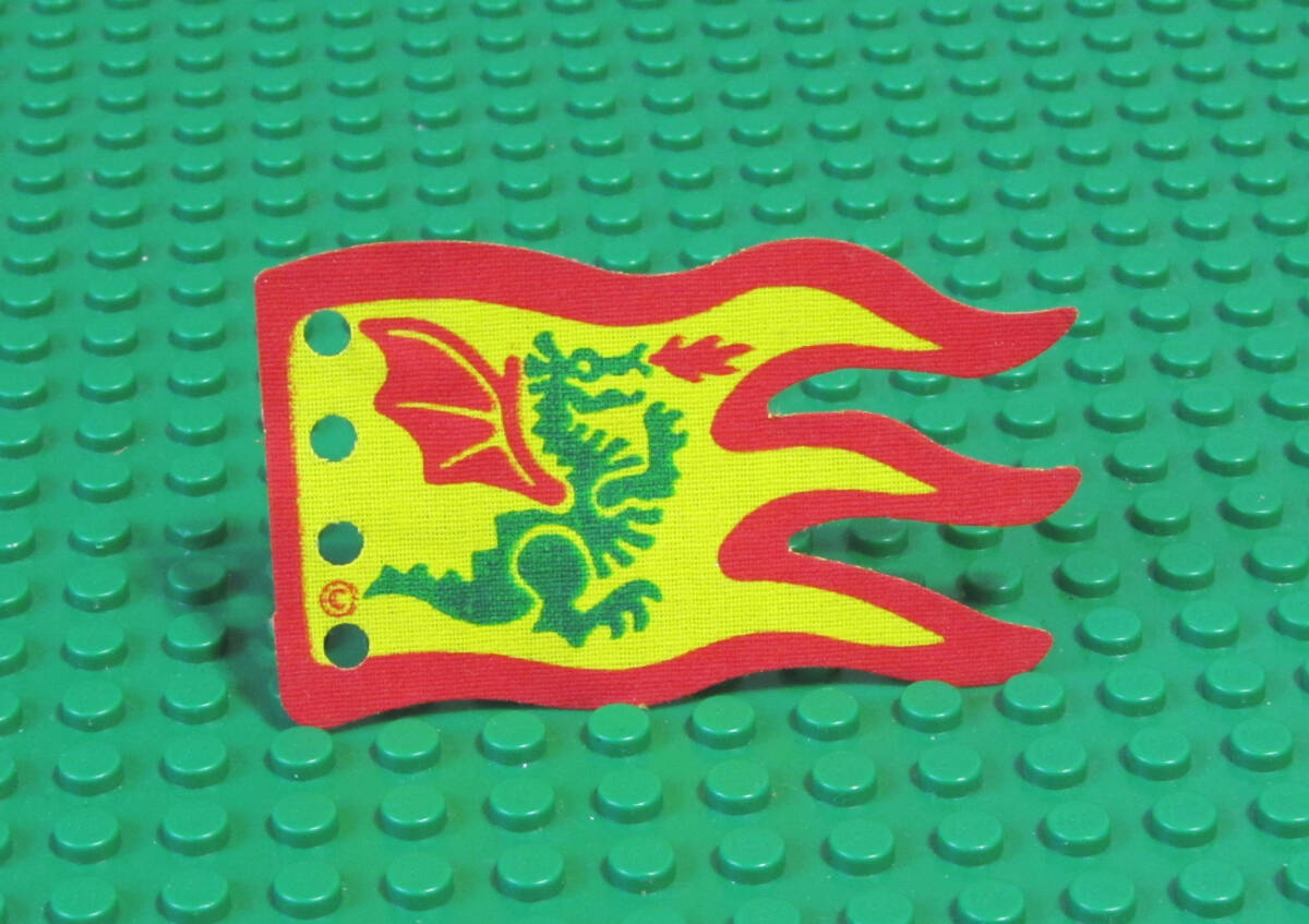 6M347-凸LEGO グリーンドラゴンの旗　%x376px1_画像1