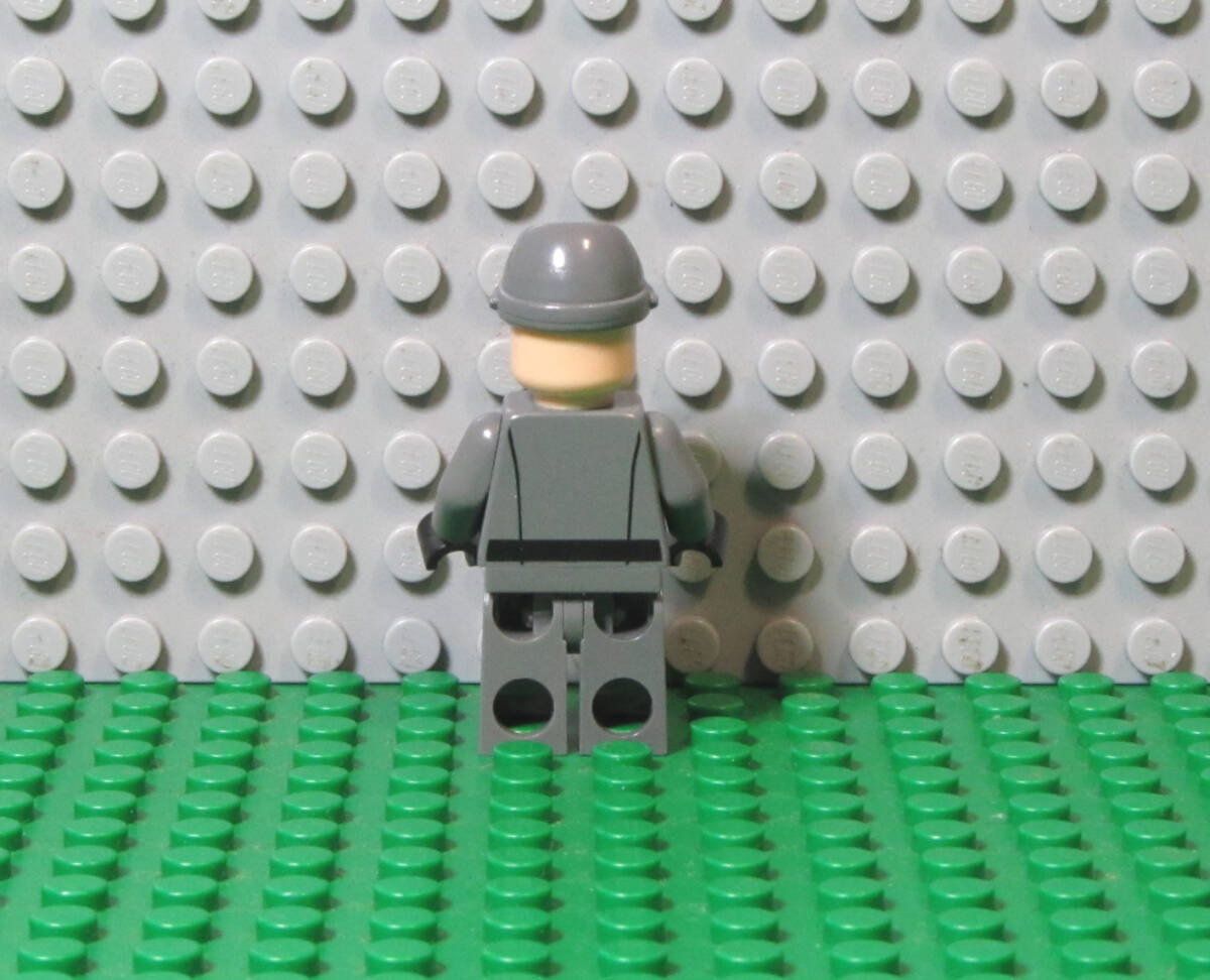 6M588-ミニフィグ凸LEGO スターウォーズシリーズ-帝国軍将校-Imperial Officer_画像2