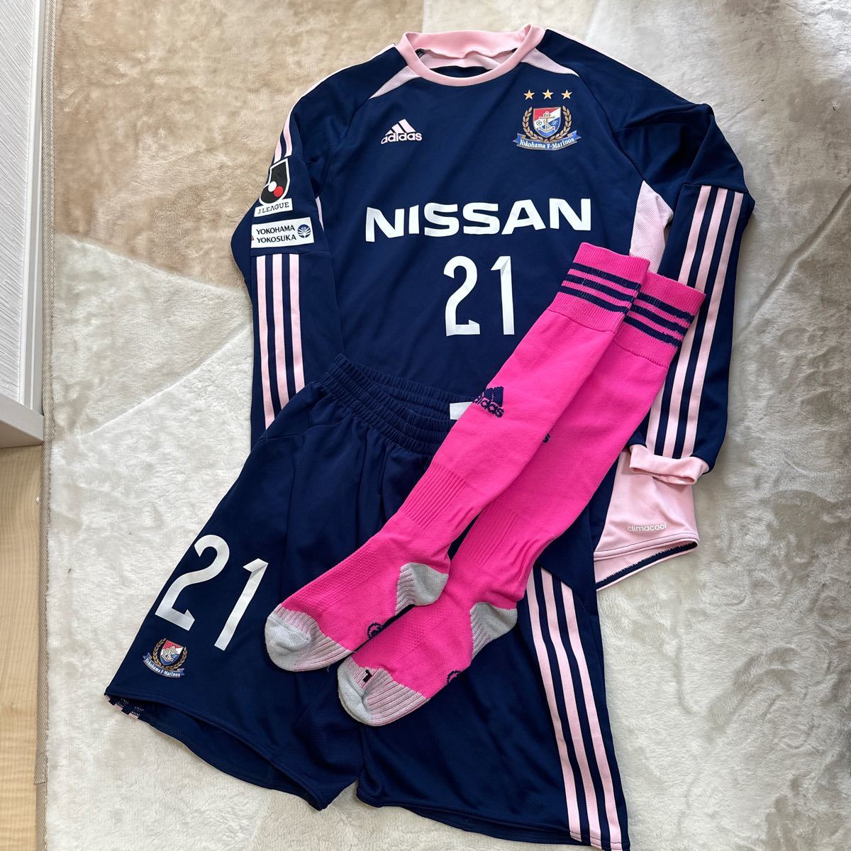  supplied goods 3 point set Yokohama F* Marino s main . actual use not for sale uniform training wear Marino sJ Lee g Japan representative 21 top and bottom set 