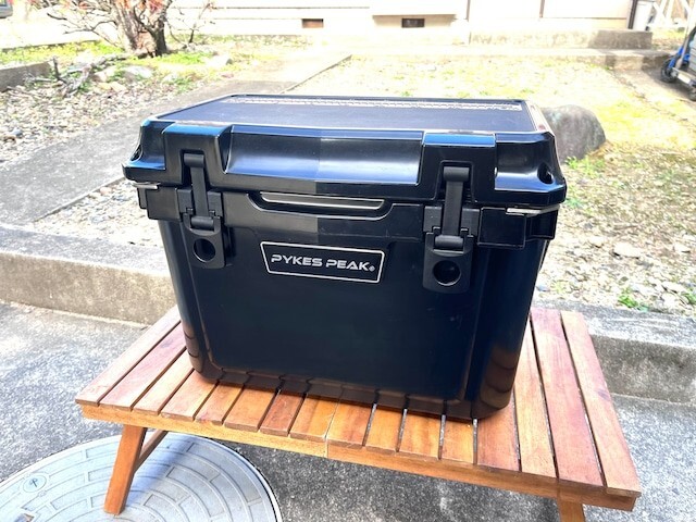 1円スタート PYKES PEAK（パイクスピーク）ハードクーラーボックス TOUGH GEAR 20QT（18.9L）ブラック アウトドア ソロキャンプ_画像2