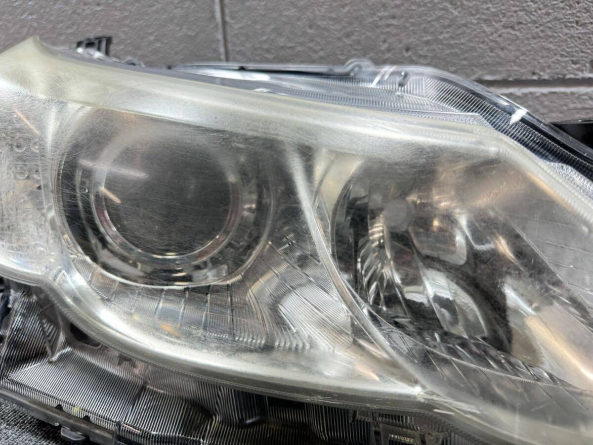 R60312 マーク X GRX130 前期 純正 ヘッドライト 右 HID KOITO 22-348 81145-22B20 刻印 ア 取り付け破損無し_画像5