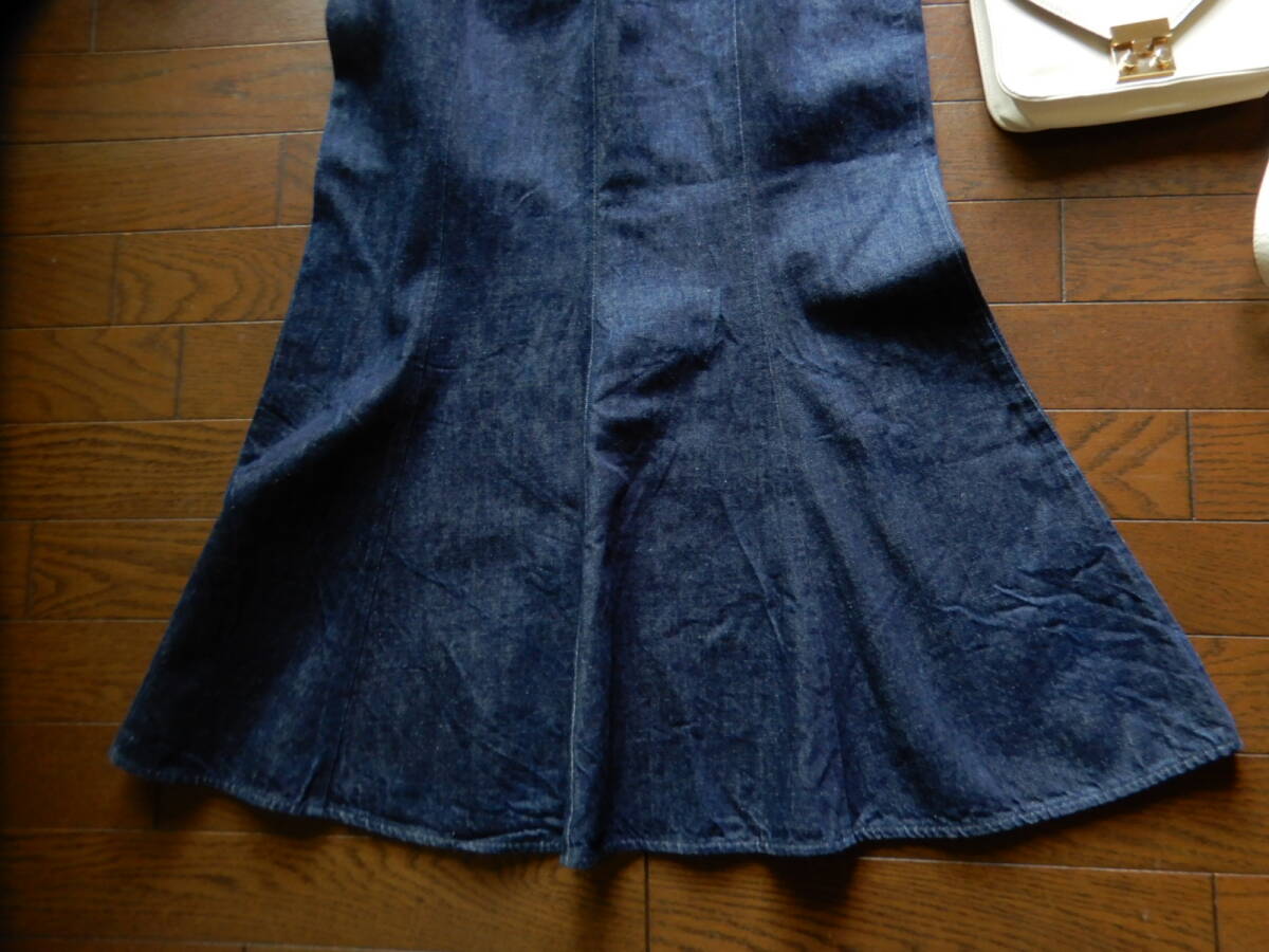 【La TOTALITE/トータリテ】’21 日本製 大人可愛いマキシ丈きれいめデニムロングスカート 38 インディゴブルー IENA ベイクルーズの画像7