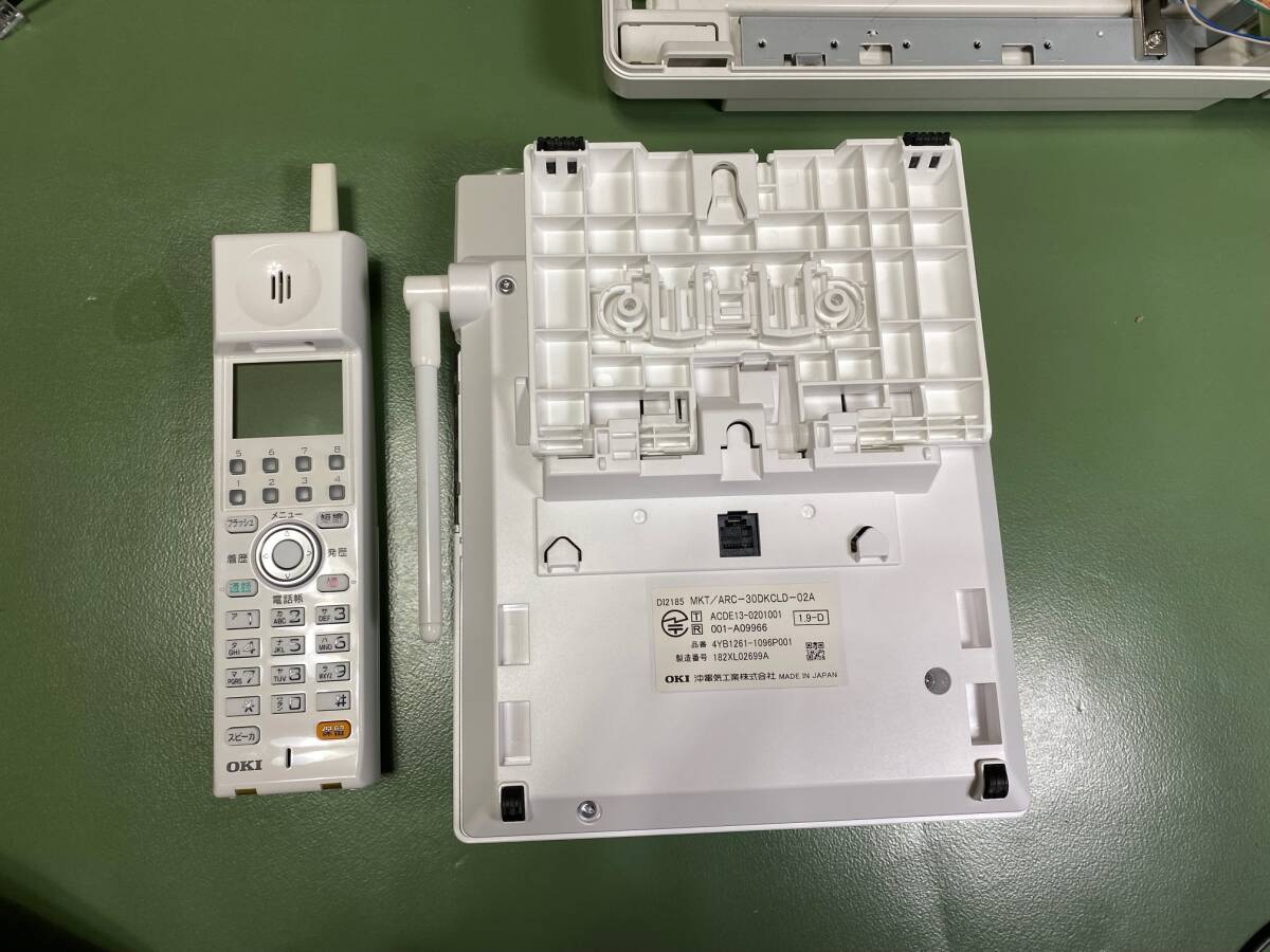  operation verification guarantee have (^v^)/ 18 year made beautiful goods MKT/ARC-30DKCLD-02A CrosCore 2 30 button Karl cordless telephone machine OKI. Cross core 2 [OK-1001]