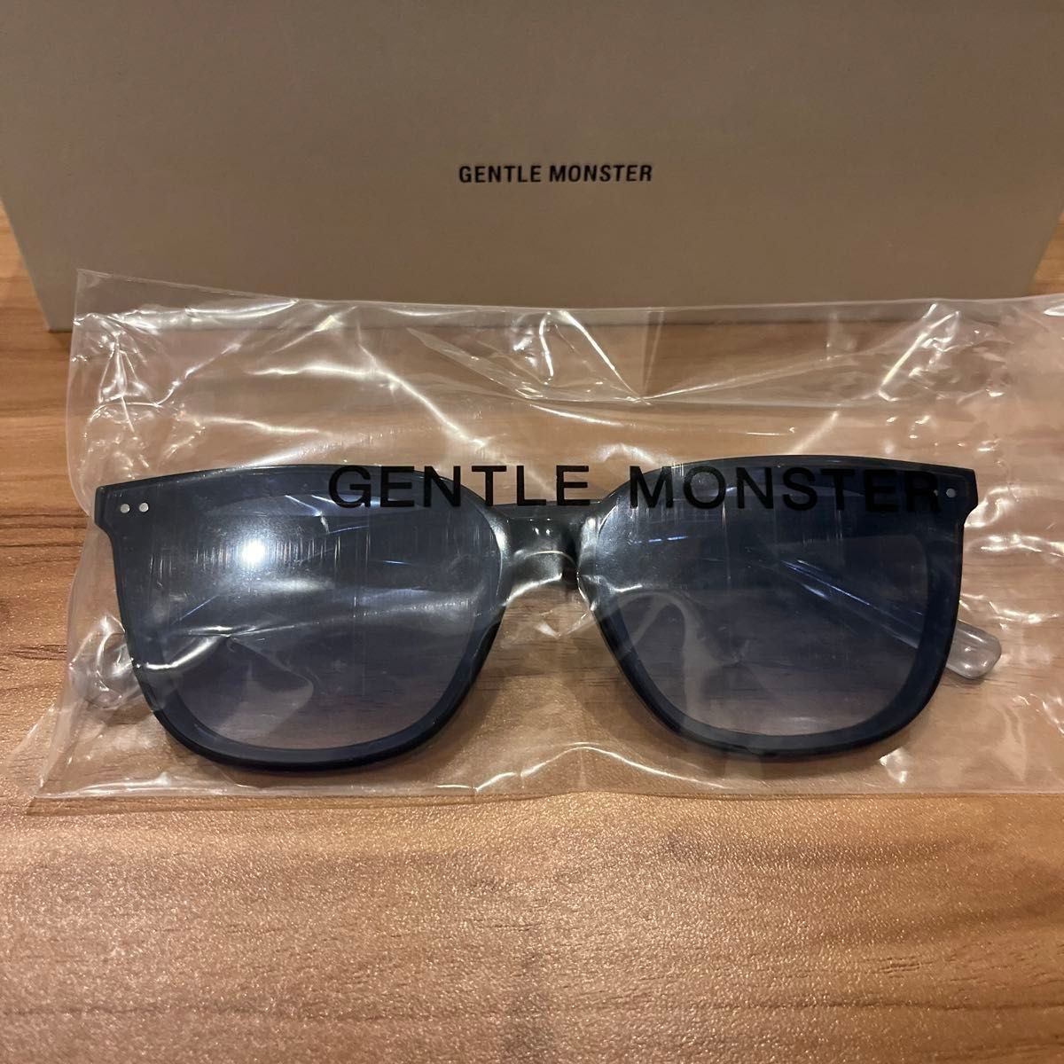 ジェルトルモンスター gentle monster サングラス Heizer NC2 ジェルトルモンスター gentle monster サングラス Heizer NC2