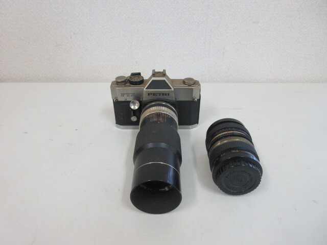 e064*PETRI camera lens attaching junk 