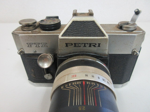 e064*PETRI camera lens attaching junk 