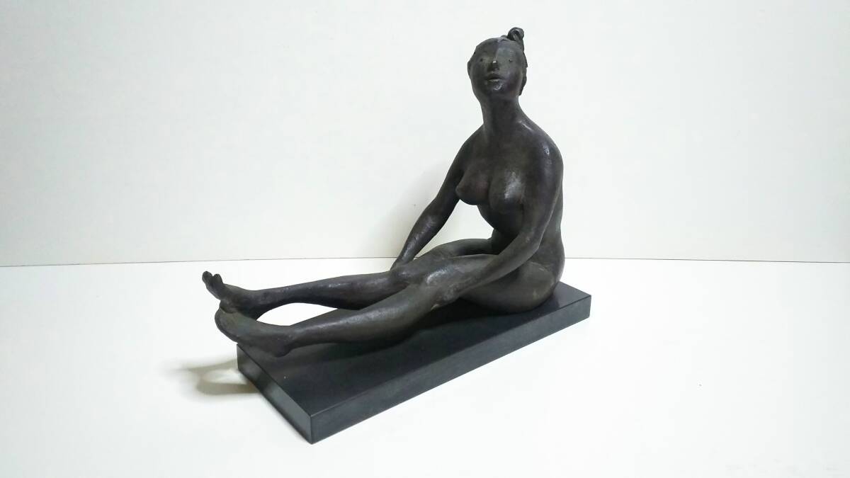 小堤良一 ？ 1984年 ブロンズ 彫刻 裸婦 座像 44x17x35cm 現代アート 美術 スカルプチャー 置物 船越保武 芸術 24319の画像1