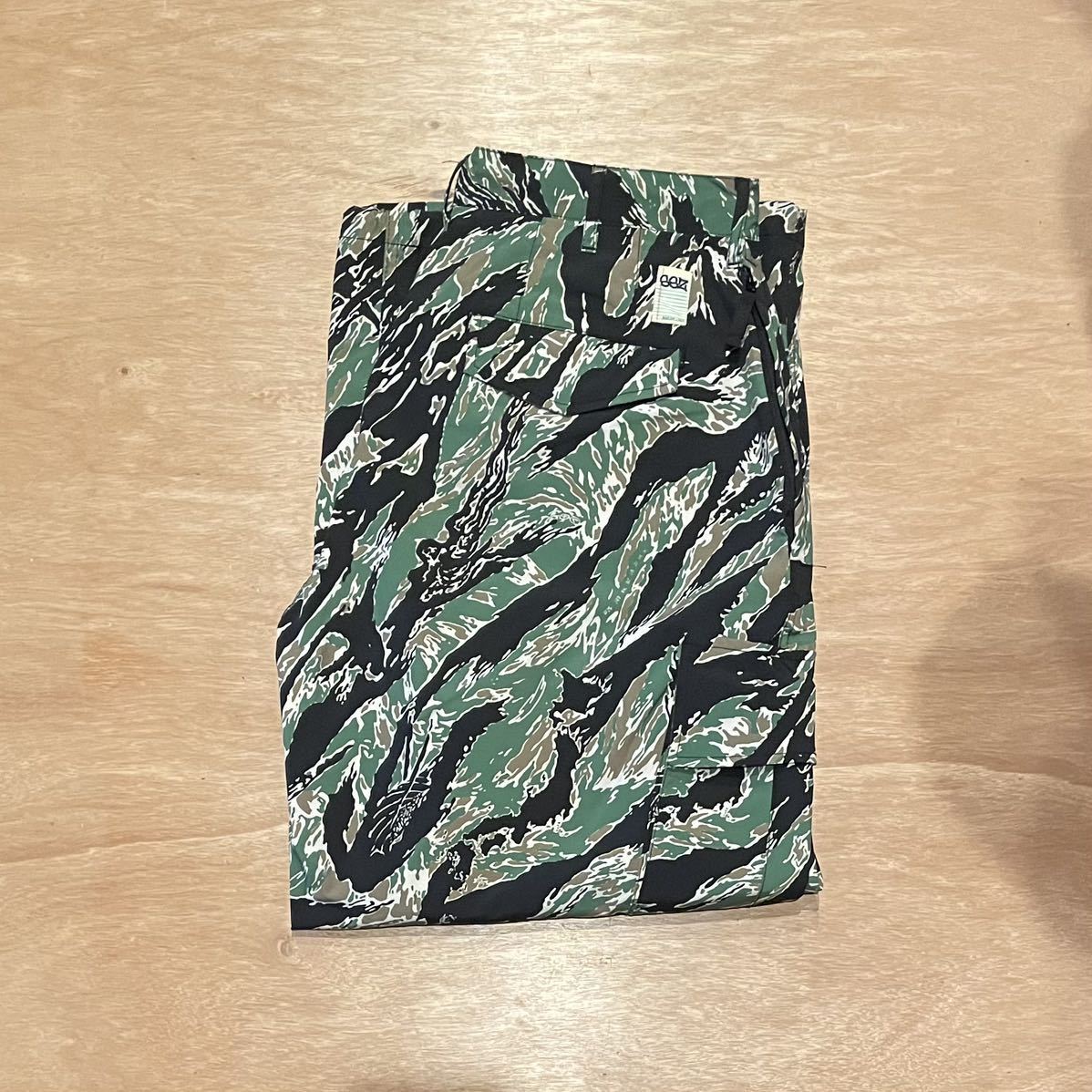 EVISEN x 髙田音楽制作事務所 x SSZ CAMO 6PKT PANTS - TIGER EVISEN x 髙田音楽制作事務所 x SSZ CAMO 6PKT PANTS - TIGER