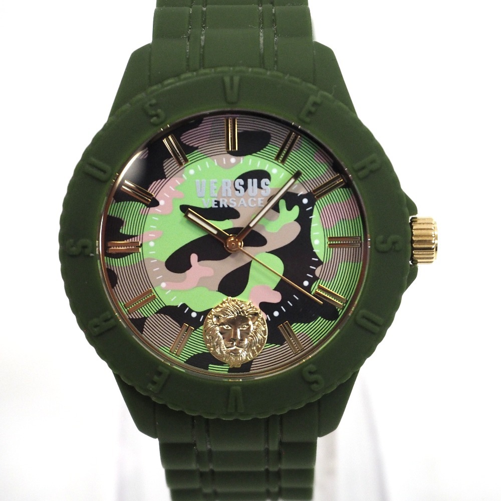Th957482 ヴェルサーチ メンズ 腕時計 VERSUS ライオン VSPOY7121 クォーツ カモフラージュ文字盤 グリーン系 VERSACE 美品・中古