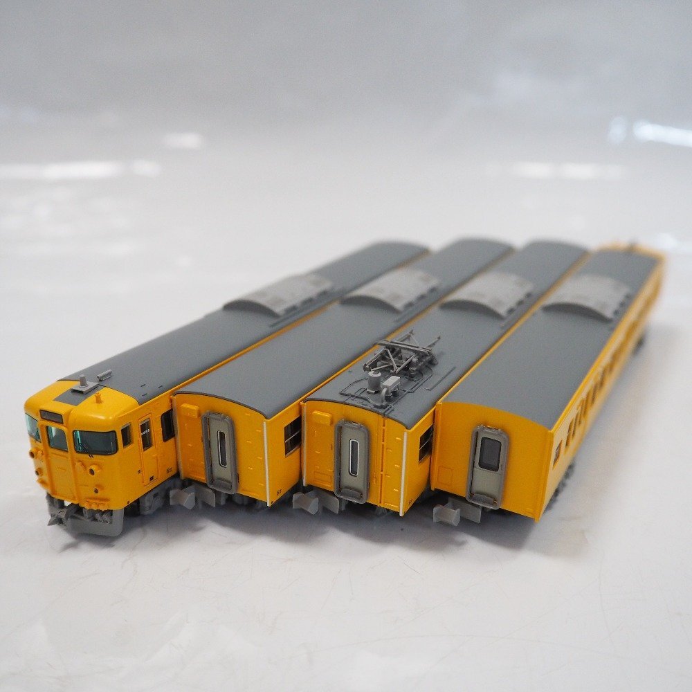 Th495552 マイクロエース 鉄道模型 MICRO ACE A-9584 115系0番代＋2000番代 下関総合車両所 C-14編成 濃黄色 4両セット 超美品・中古_画像2