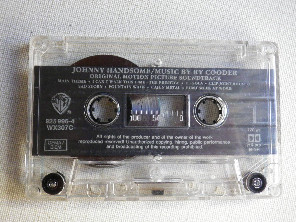 ◆カセット◆ライクーダー JOHNNY HANDSOME オリジナルサウンドトラック 925 996-4 カセット本体のみ 中古カセットテープ多数出品中！の画像4