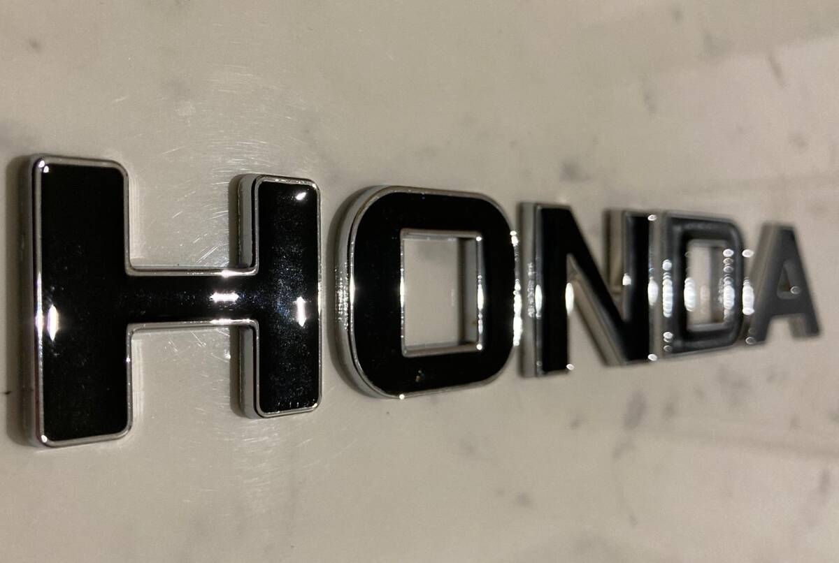 3D 立体エンブレム 「HONDA」セット ブラック/クロームメッキの画像2