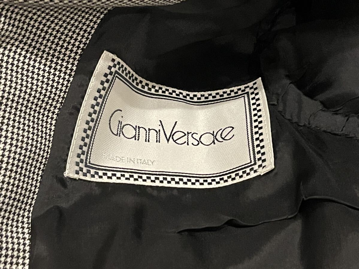1円スタート Gianni Versace ジャンニヴェルサーチ セットアップ サイズ38 千鳥格子 スーツ グレー スカート イタリア製 ヴェルサーチ_画像4