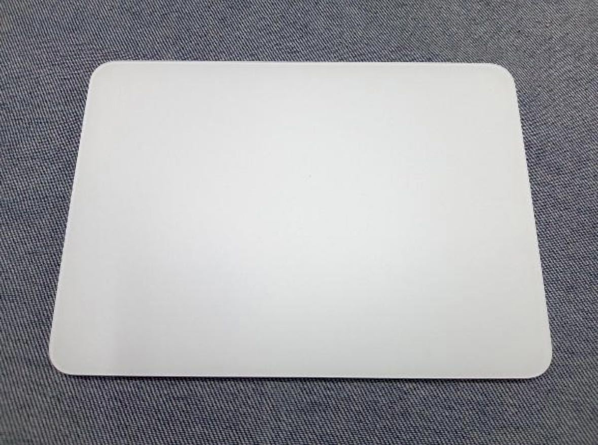 Apple Magic Trackpad A1535 Multi-Touch対応 MK2D3ZA/A（ホワイト）_画像2