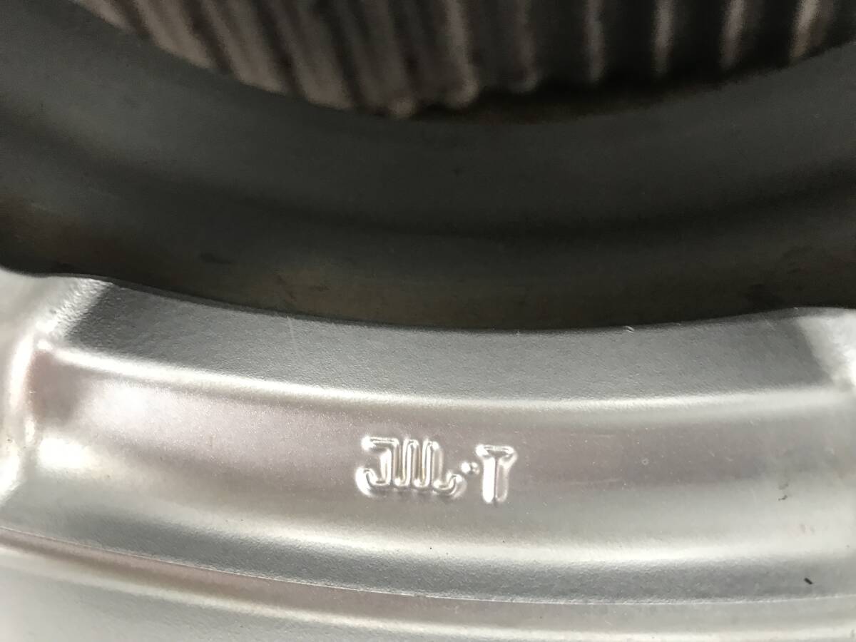 【中古ホイ－ルセット】ハイエ－ス200系 BS RD613 195/80R15 107N + 社外品アルミ　4本セット◆W301_※T規格