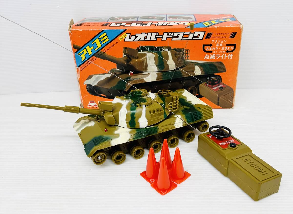 ZK1130 1円スタート!! レオパードタンク ラジコン 戦車 兵器 レトロ 昭和 懐かしの画像1