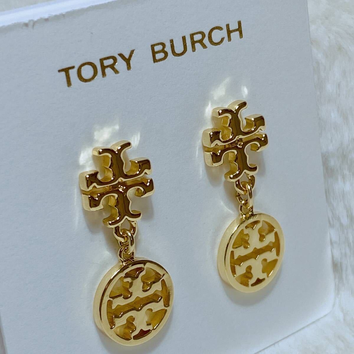 新品未使用　TB054 Tory Burch トリーバーチ　定番 ロゴ ピアス　ゴールド_画像1