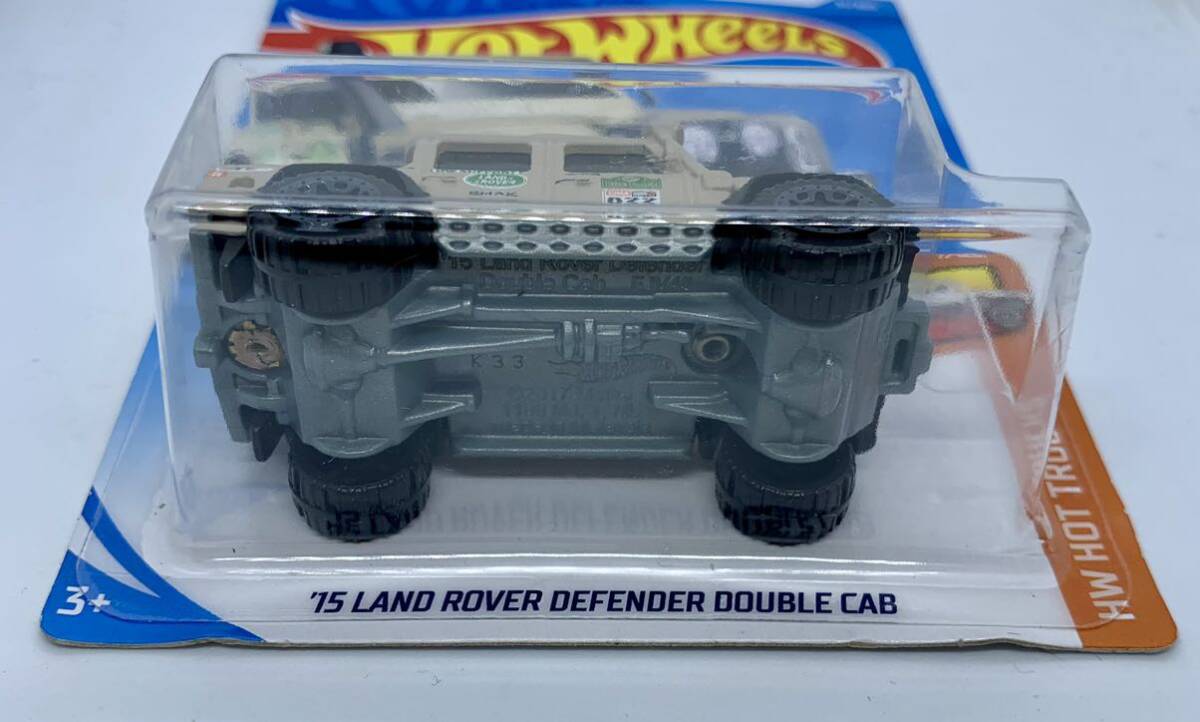 366// ‘15 LAND ROVER DEFENDER DOUBLE CAB ランドローバー ディフェンダー ホットウィール Hot Wheelsの画像6