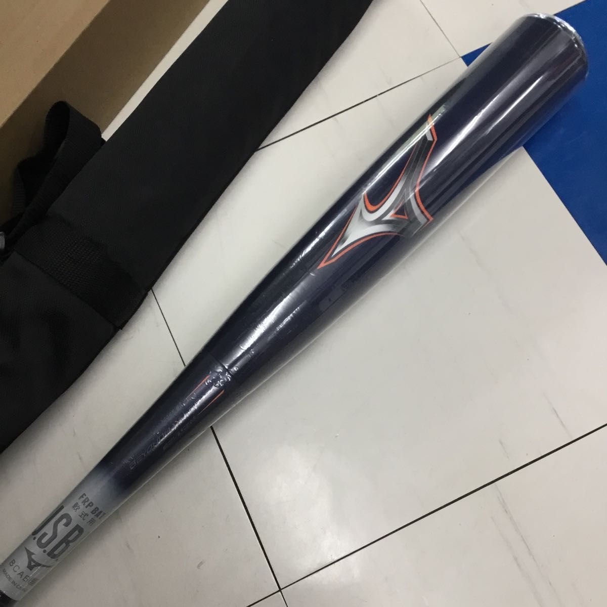 ミズノビヨンドマックスレガシー軟式野球バット　長さ80cm重さ710グラム　トップバランス　新品未使用限定モデル