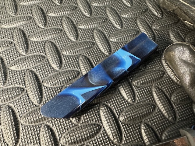 高品質 サバイバルナイフ 鋼製 マーブル柄 ブルー 青 93ｇ 刃渡り約95mm アウトドア キャンプ アウトドア 野営 登山 釣りの画像4