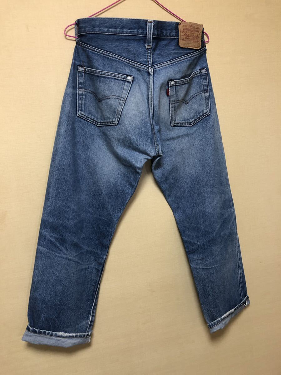 levis 501 vintage ヴィンテージ 赤耳 66後期 刻印524 ヒゲ落ち 80s 70s W31 美品 スレ有り 生地破れ無しの画像2