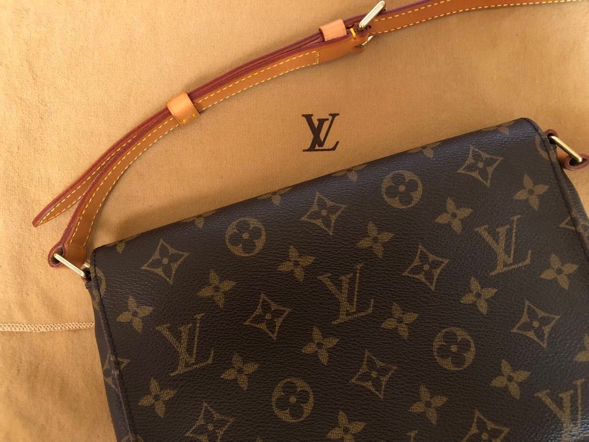 廃盤希少　ルイヴィトン　モノグラム ミュゼット・タンゴ ショートストラップ   LOUISVUITTON  ミュゼット・タンゴ　　