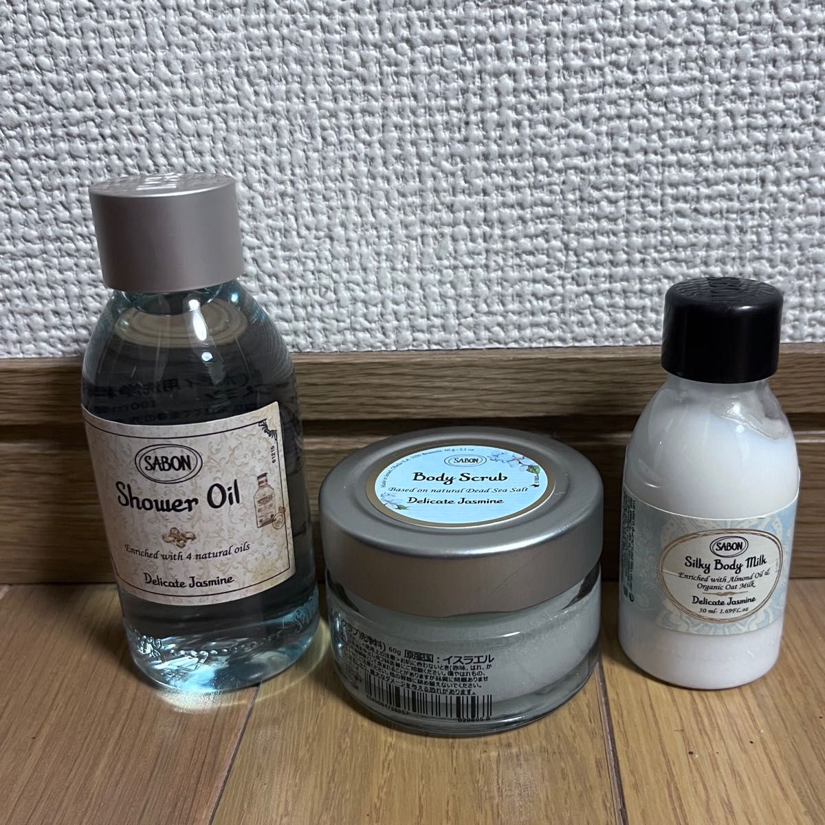 SABON 3点セット スクラブ　シャワーオイル ボディミルク