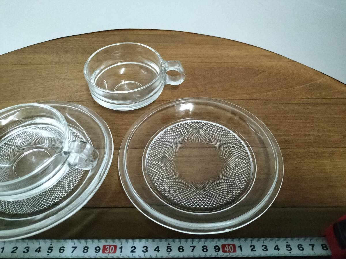 コレクション　昭和　レトロ　アンティーク　コーヒーカップ　ソーサー　ガラス製　2客　まとめて_画像3