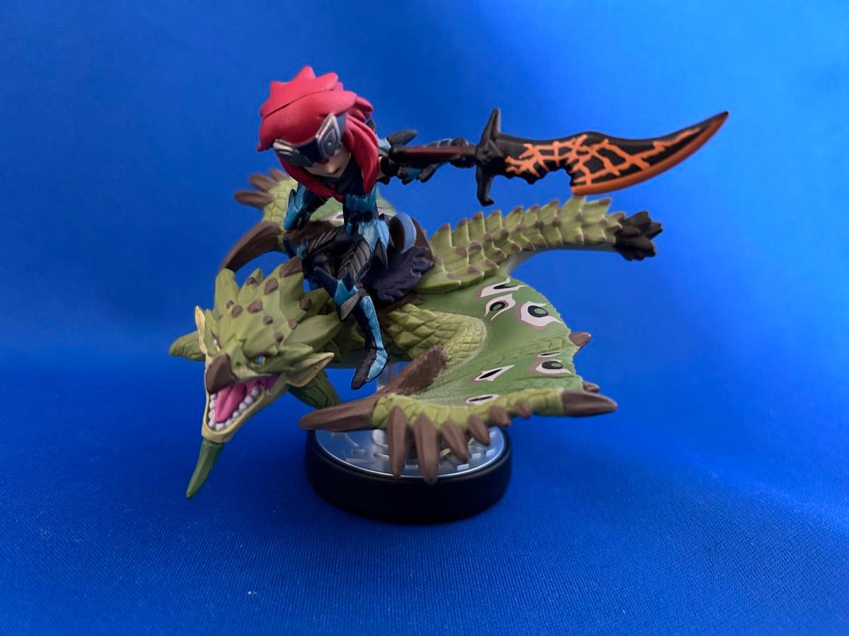 激レア amiibo リオレイア&シュヴァル モンスターハンターストーリーズ  アミーボ