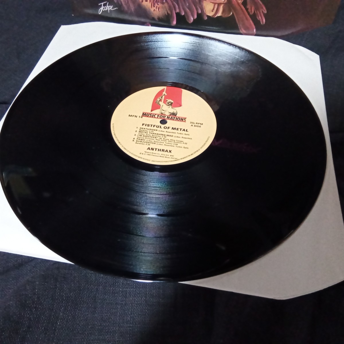 ANTHRAX 「 FISTFUL OF METAL 」 LPレコード MFN 14_画像3