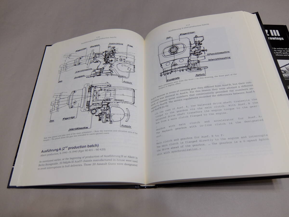 絶版 洋書 激レア本 Ⅲ号突撃砲資料集 vol.1/2 戦車 模型 ミリタリー_画像3