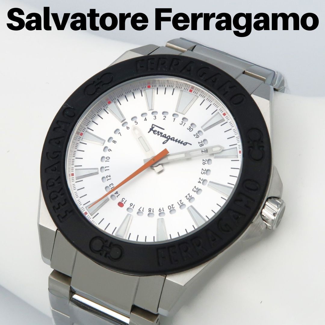 Ferragamo サルヴァトーレフェラガモ 腕時計　シルバー　スイスメイド