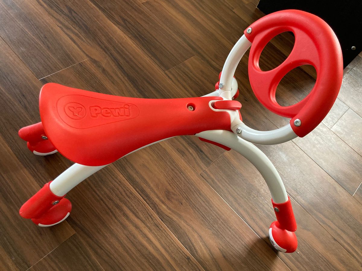 Ybike Pewi ピウィ　幼児用歩行器　9ヶ月から