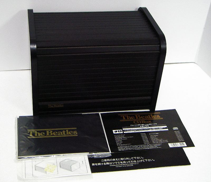 【中古美品CD BOX】THE BEATLES / ビートルズ：15タイトル・16枚組 専用木製収納ケース付き:ラバー・ソウル リボルバー アビイ・ロードなどの画像10