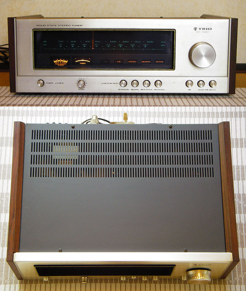 ★【中古動作品】TRIO / トリオ：AM/FM ステレオチューナー KT-7007：取扱説明書 付属 ★_画像4