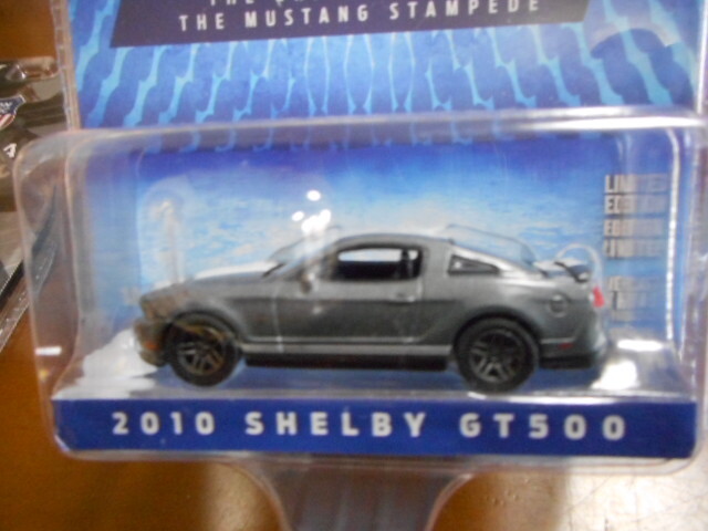 ★★1/64 グリーンライト シェルビー GT500 マスタング 2010 Greenlight Shelby GT500 Mustang グレー Stampede シリーズ1★★_画像2