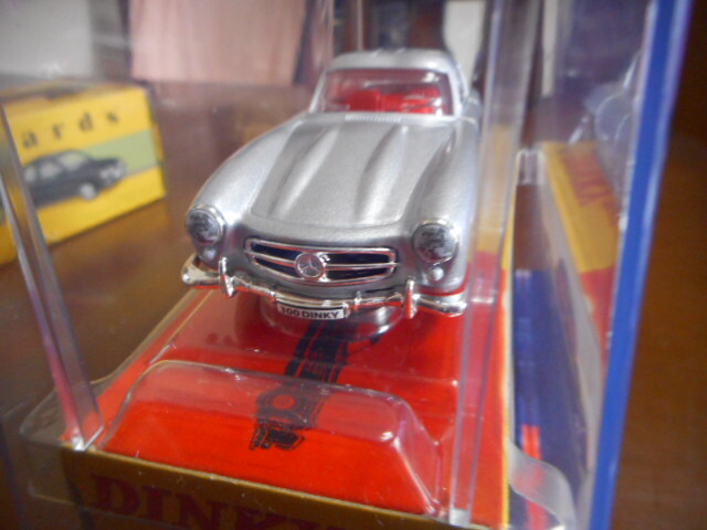 **1/43 Dinky Mercedes Benz 300SL coupe silver Dinky Mercedes-Benz 300SL Silber DY033/b**