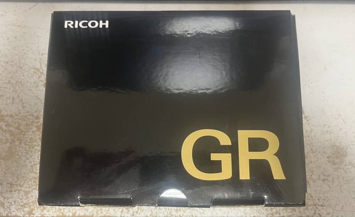RICOH デジタルカメラ GR APS-CサイズCMOSセンサー シャッター回数 5046回の画像5
