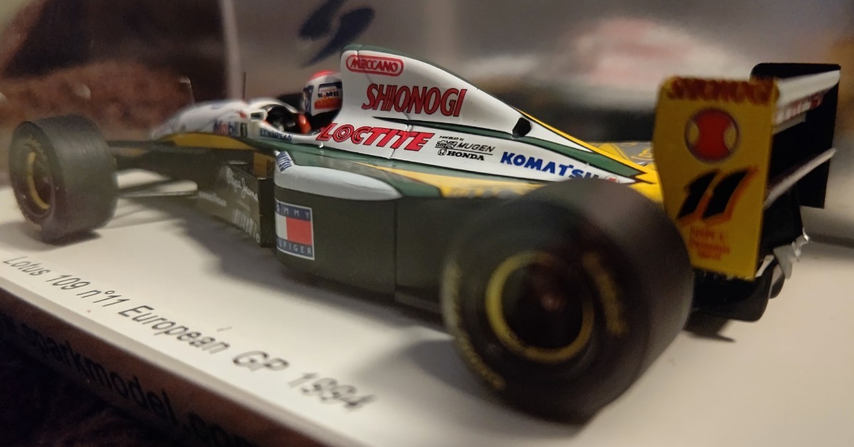 スパークモデル 1/43 ロータス・109・無限 1994年 ヨーロッパGP エリック.ベルナール spark Eric.Bernard 1994 European GP Lotus・Mugen_画像5