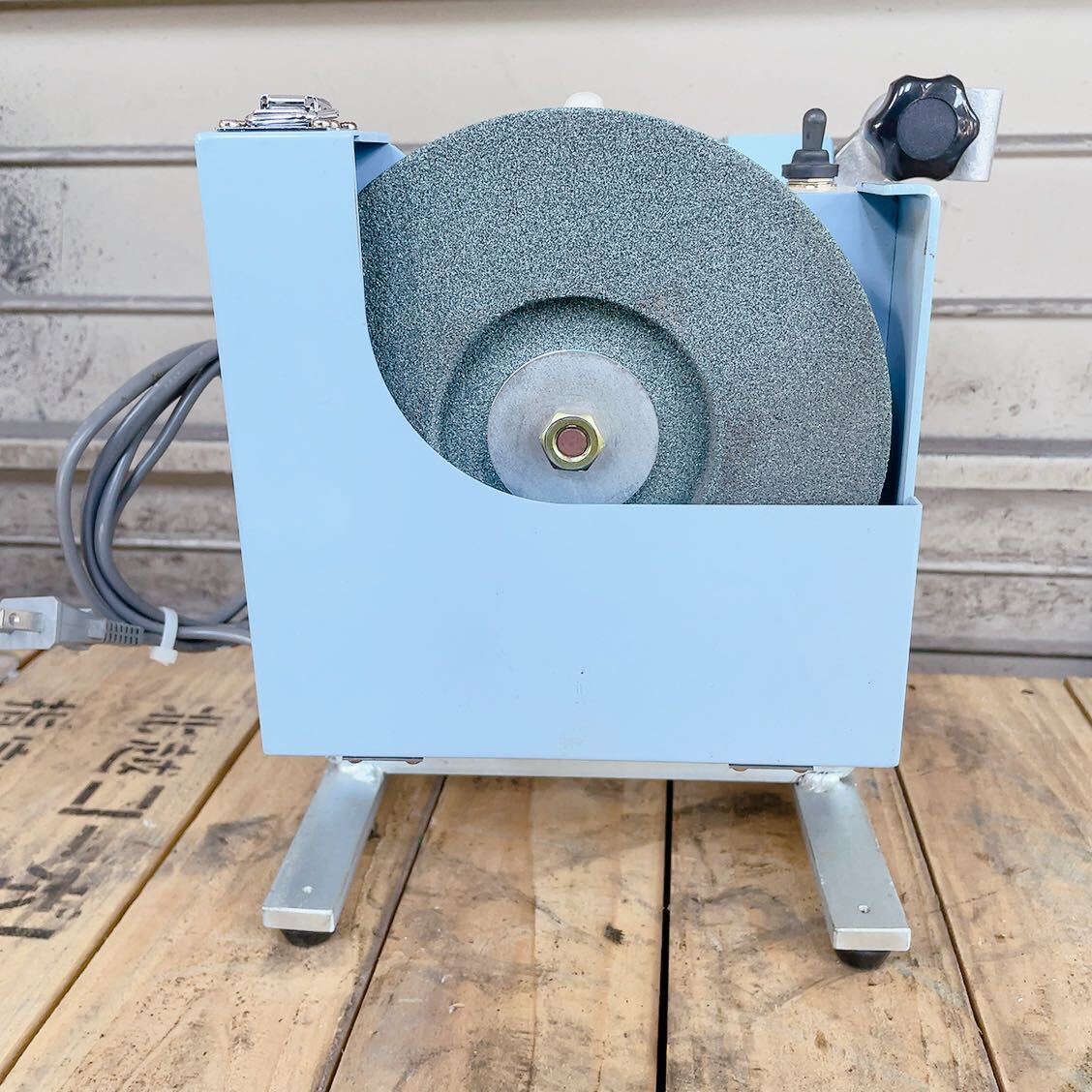 ☆動作品☆消耗少☆カットウェル CUT WELL 刃物 研磨機 電気刃物 ☆動作品☆消耗少☆カットウェル CUT WELL 刃物 研磨機 電気刃物