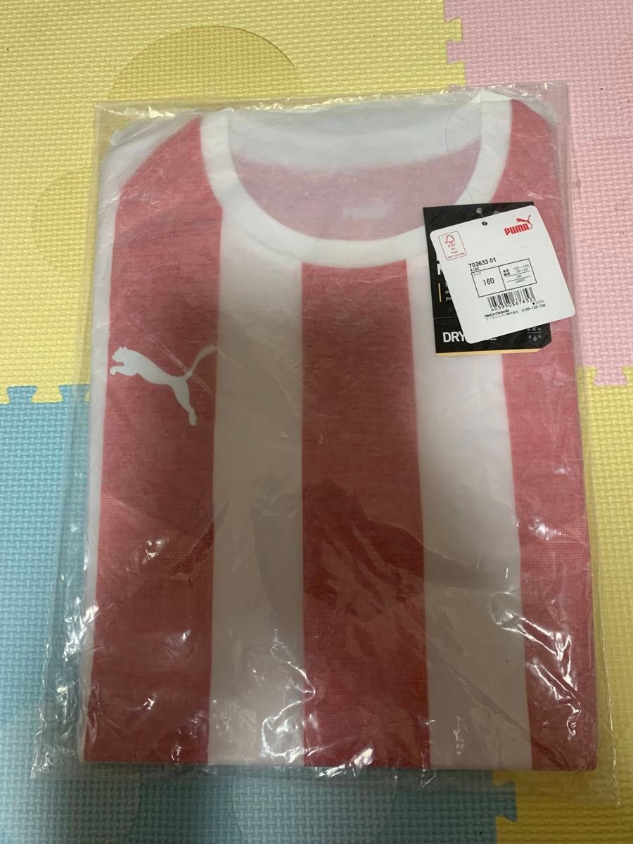 本気の最終価格！　超激安　新品　ＰＵＭＡ　サッカー　フットボール　ジュニア　半袖　ストライプ　ゲームシャツ　　赤×白　１６０サイズ
