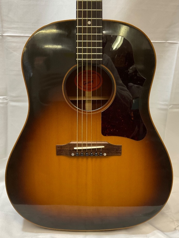 u54046 б/у Gibson 55th Anniversary 1956 J-45 2011 год производства 