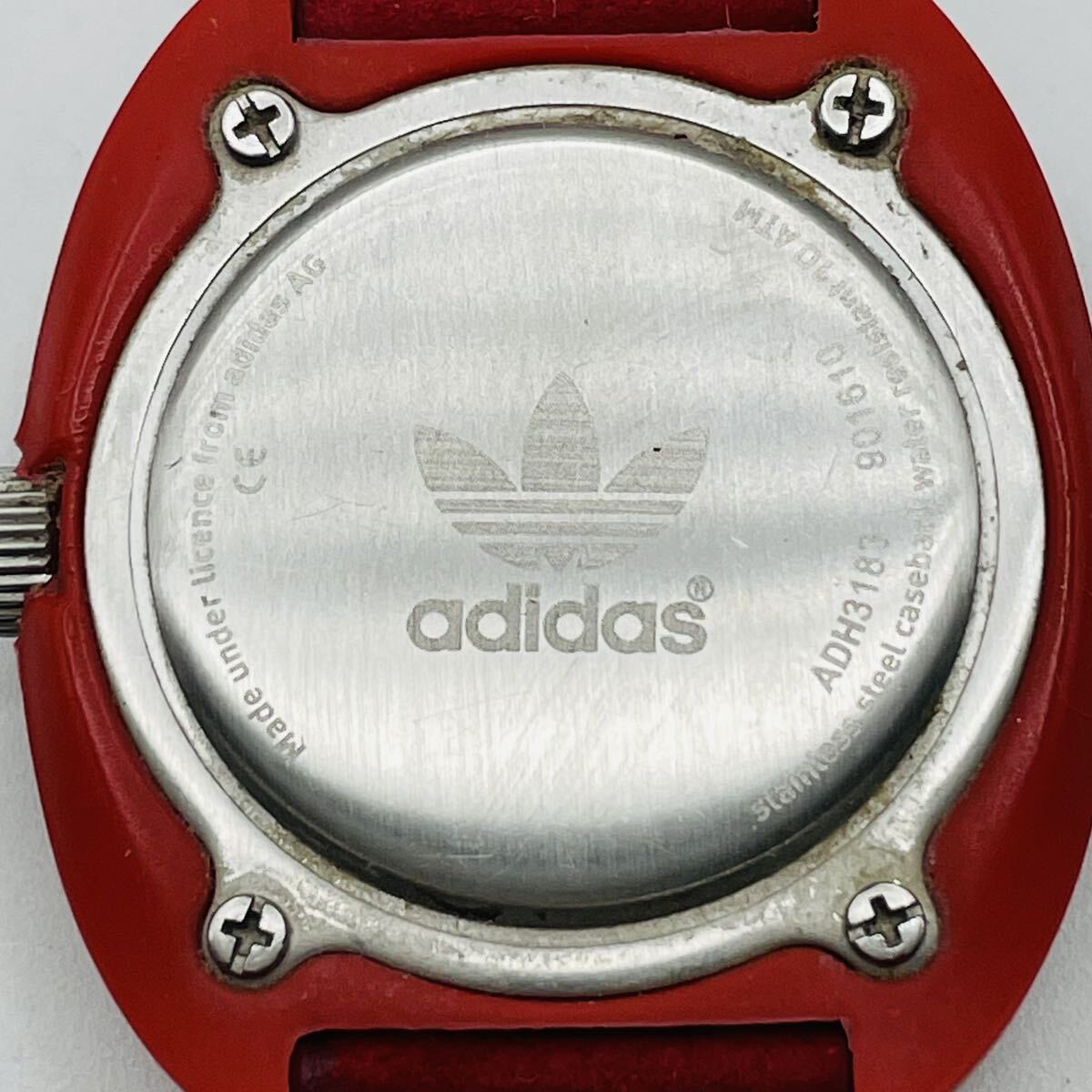 257 adidas アディダス stan Smith スタンスミス ADH3183 901610 レディース腕時計 腕時計 時計 赤文字盤 3針 10気圧防水 本革ベルト 赤 ATの画像5