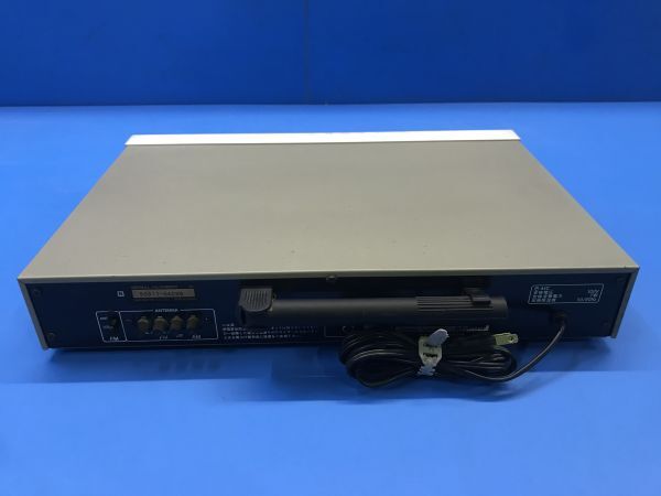 【 アカイ / AKAI 】FM AM STEREO TUNER【 AT-KD4 】ステレオチューナー 通電OK オーディオ 音楽機材 器材 100の画像4