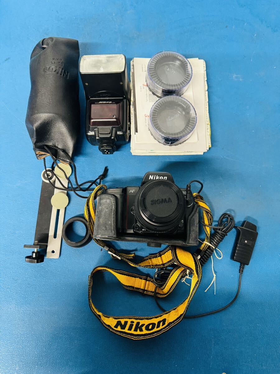 全国配送無料 昭和レトロ Nikonニコン 一眼レフ カメラ F-801 全国配送無料 昭和レトロ Nikonニコン 一眼レフ カメラ F-801