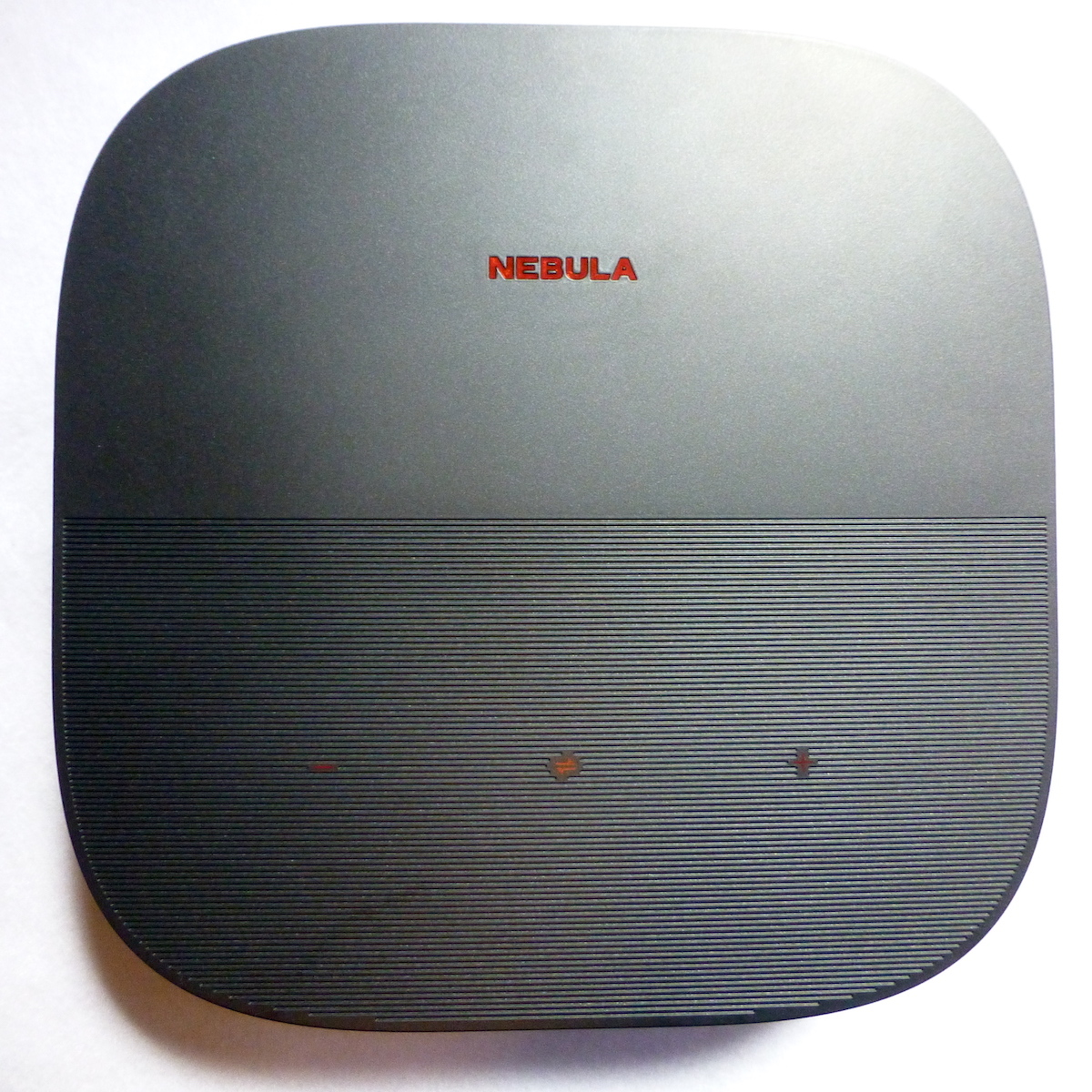 Nebula Vega Portable D2121N11 （DLP方式 500ANSIルーメン FullHD）
