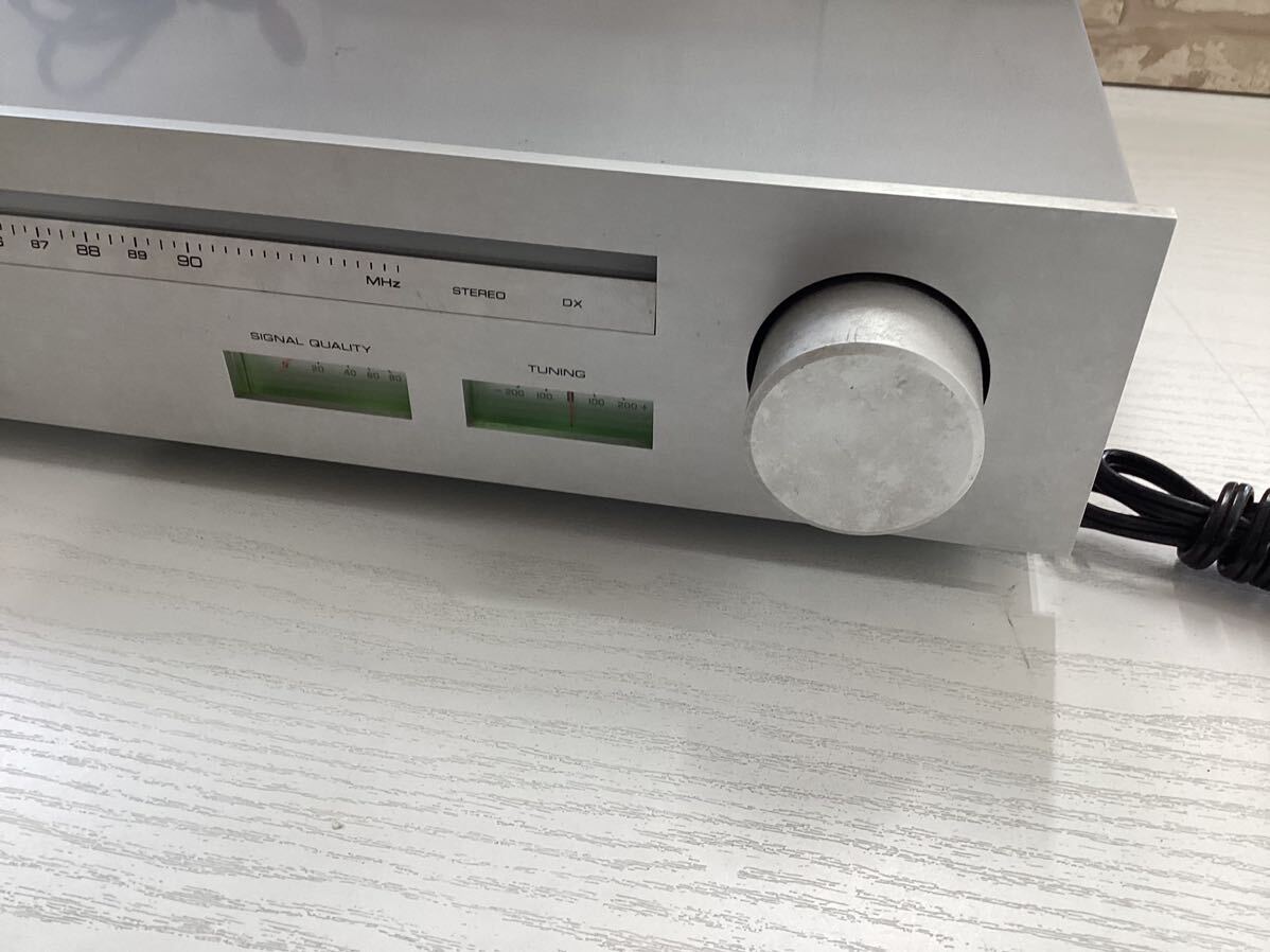 ★ 通電確認のみ　YAMAHA T-3 NATURAL SOUND FM STEREO TUNER ヤマハ FMステレオチューナー_画像2